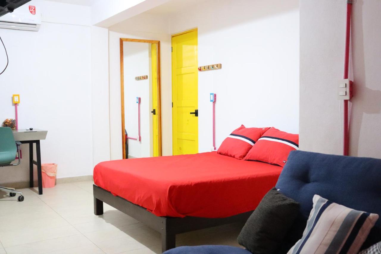 Hotel Casa Mandarine , Amazing Private Rooms W Balcony, Rooftop, Hammocks, Ac, Smartv, 100Mbs! Zihuatanejo Buitenkant foto