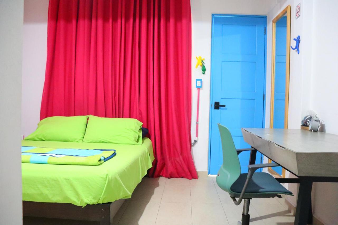 Hotel Casa Mandarine , Amazing Private Rooms W Balcony, Rooftop, Hammocks, Ac, Smartv, 100Mbs! Zihuatanejo Buitenkant foto