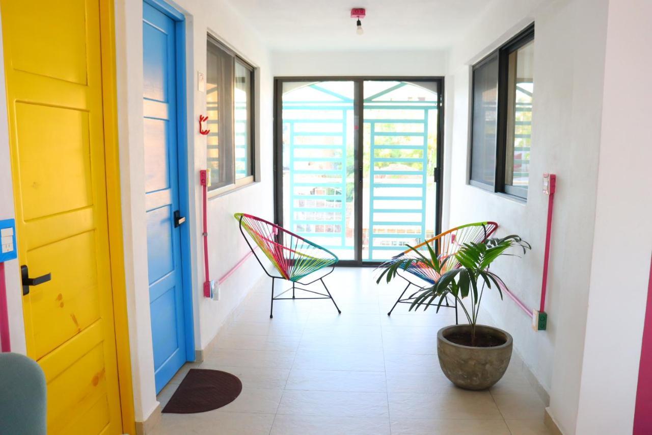 Hotel Casa Mandarine , Amazing Private Rooms W Balcony, Rooftop, Hammocks, Ac, Smartv, 100Mbs! Zihuatanejo Buitenkant foto