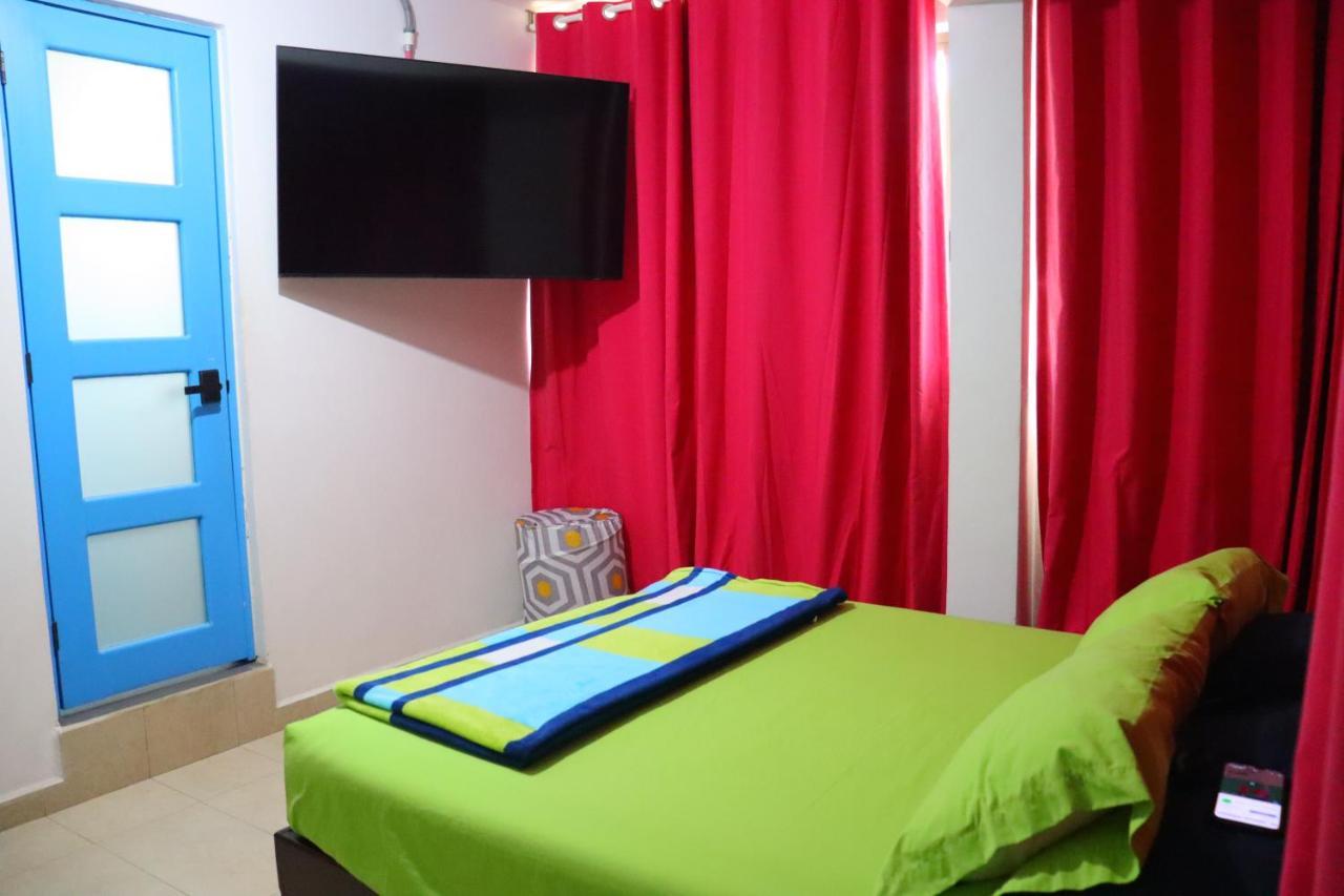 Hotel Casa Mandarine , Amazing Private Rooms W Balcony, Rooftop, Hammocks, Ac, Smartv, 100Mbs! Zihuatanejo Buitenkant foto