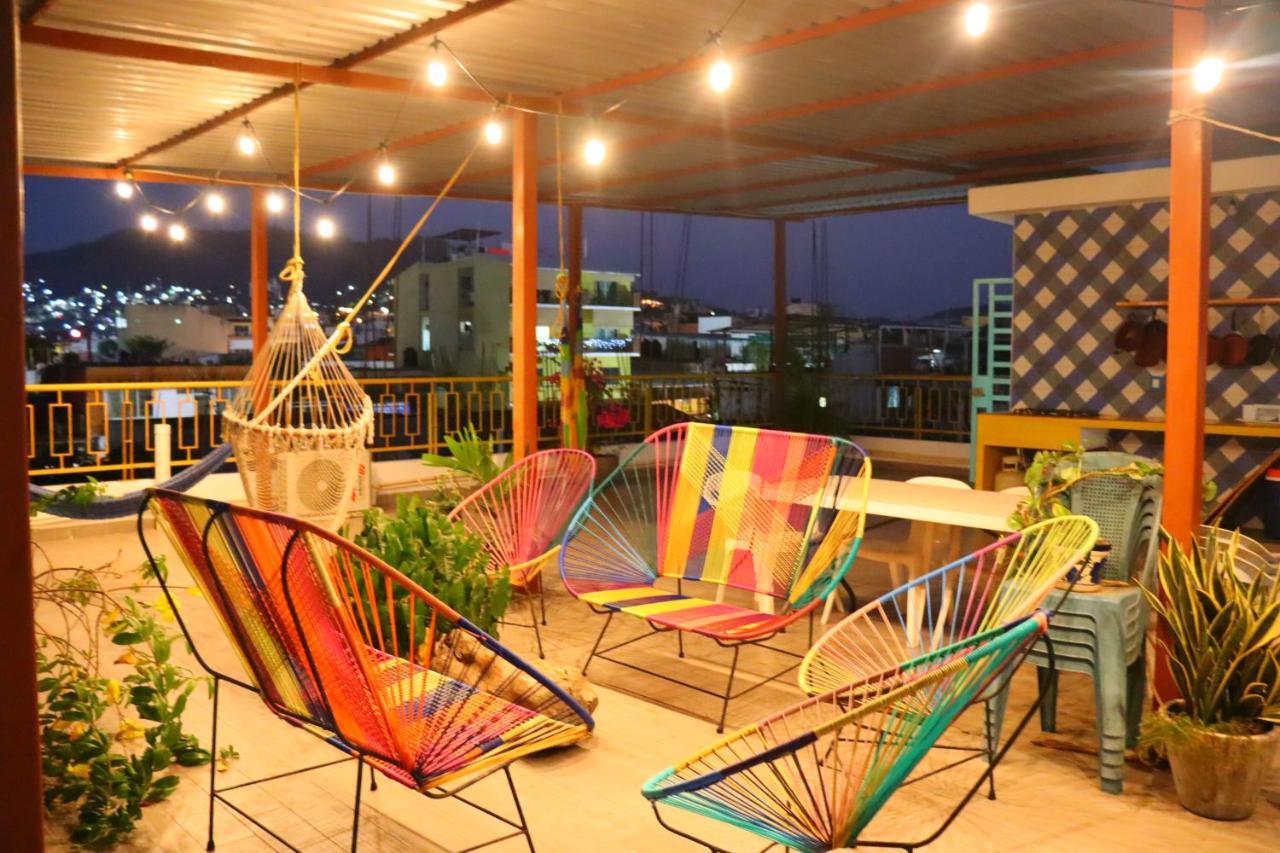 Hotel Casa Mandarine , Amazing Private Rooms W Balcony, Rooftop, Hammocks, Ac, Smartv, 100Mbs! Zihuatanejo Buitenkant foto