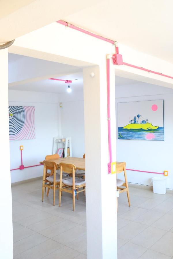 Hotel Casa Mandarine , Amazing Private Rooms W Balcony, Rooftop, Hammocks, Ac, Smartv, 100Mbs! Zihuatanejo Buitenkant foto