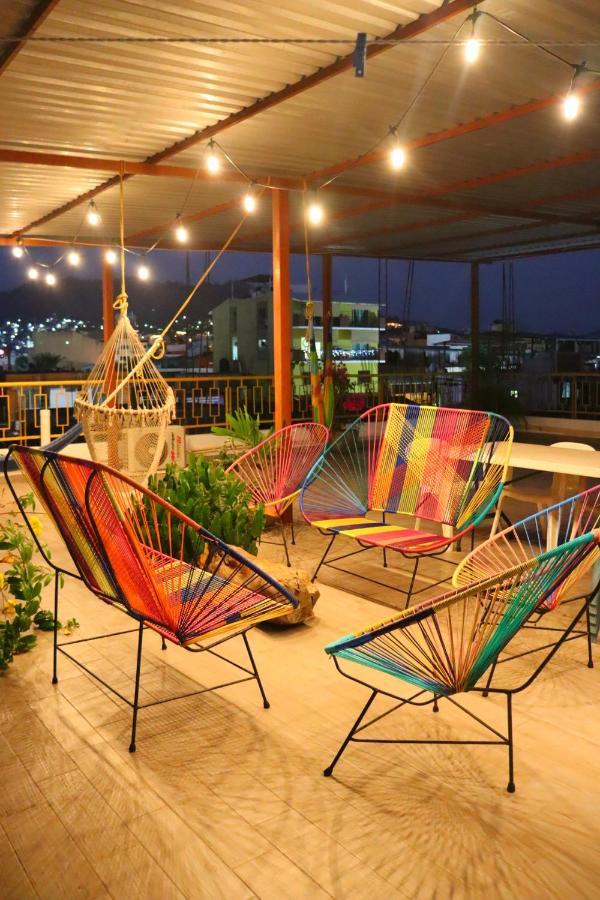 Hotel Casa Mandarine , Amazing Private Rooms W Balcony, Rooftop, Hammocks, Ac, Smartv, 100Mbs! Zihuatanejo Buitenkant foto
